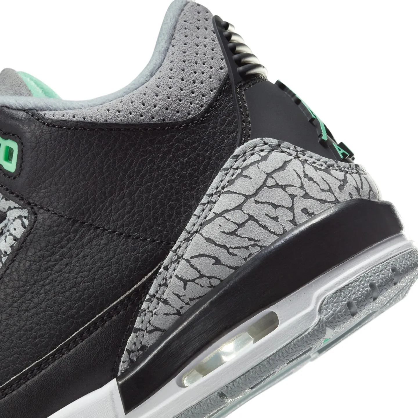 Air Jordan 3 Retro