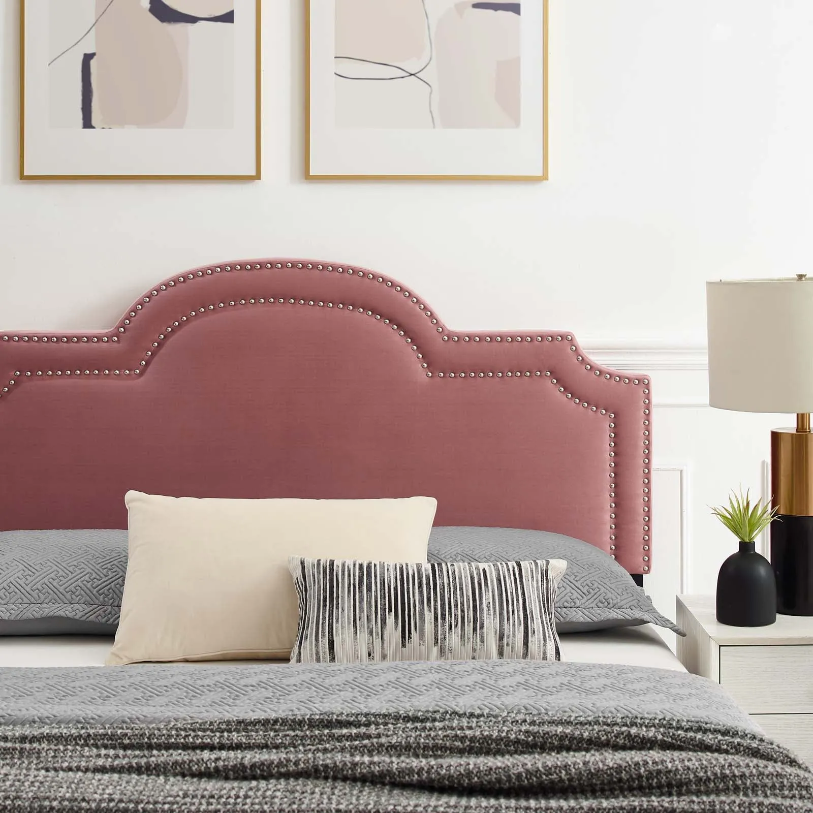 Aviana Performance Velvet Bed by Modway
