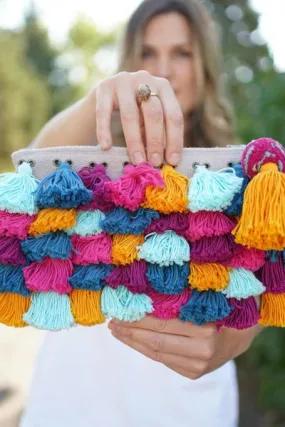 Fiesta Clutch