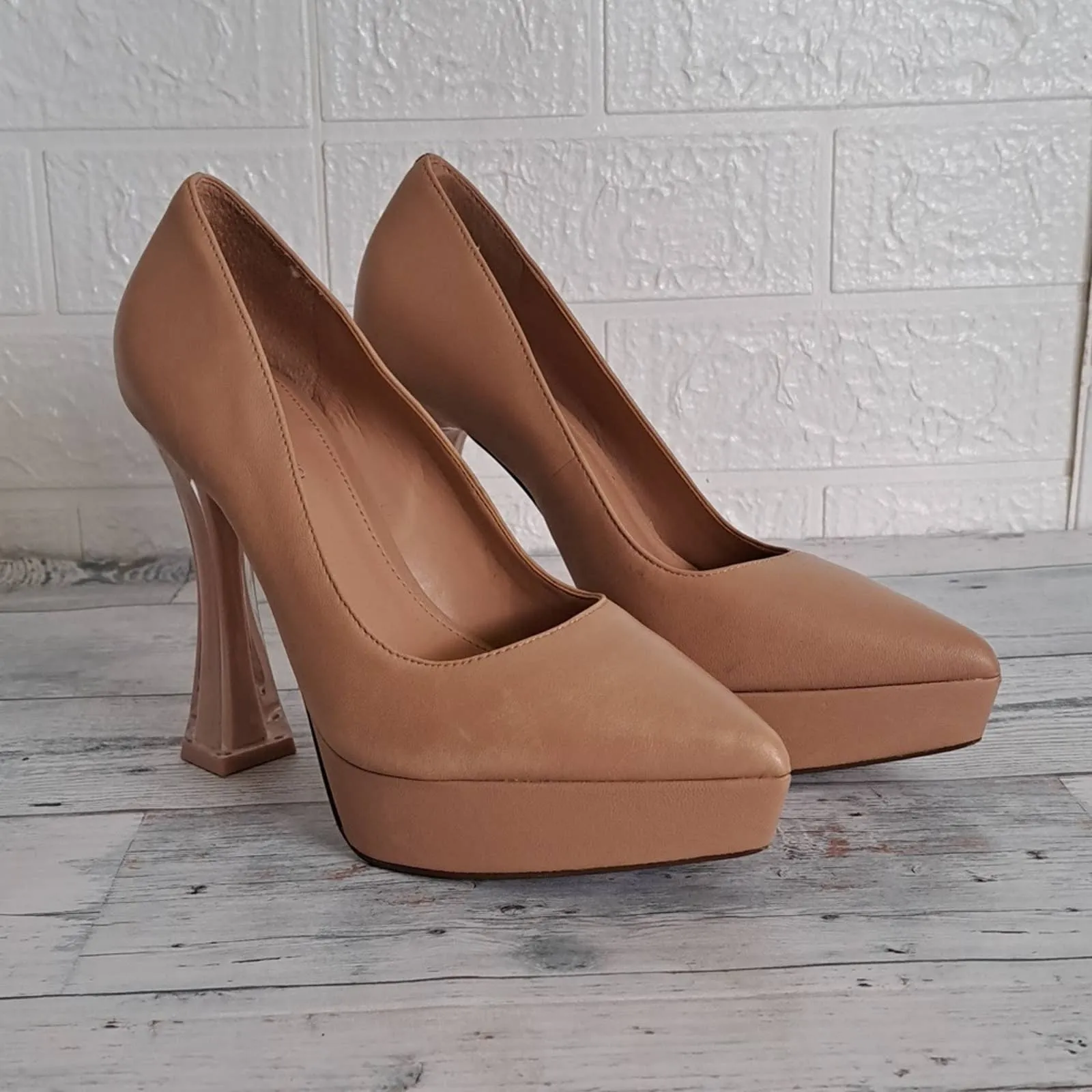 Vince Camuto Women's Slaytia Pointed Toe Platform Pump